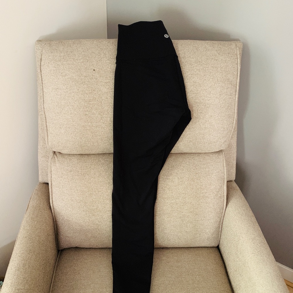 Lululemon straight leg ankle yoga pants